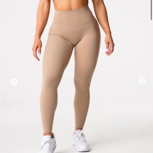 NVGTN Latte Signature 2.0 Leggings